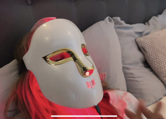 Red light mask
